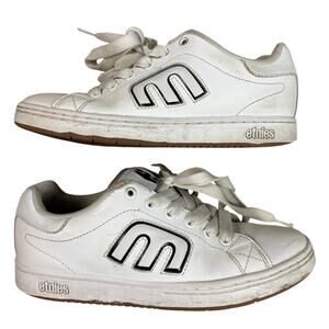 y2k 2000s style Etnies Callicut skater shoes mens size 6 emo grunge goth retro